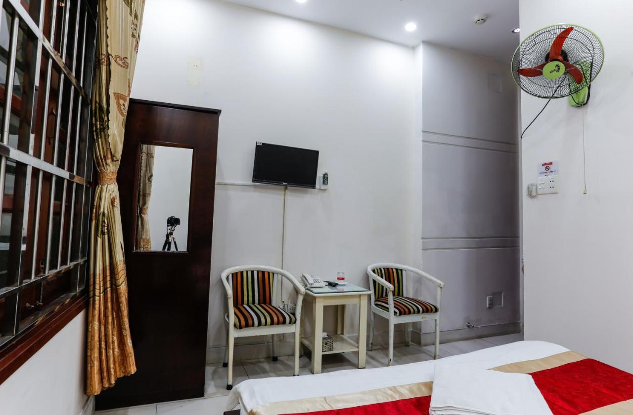 Oyo 395 Anh Quoc Hotel Ho Şi Min Dış mekan fotoğraf